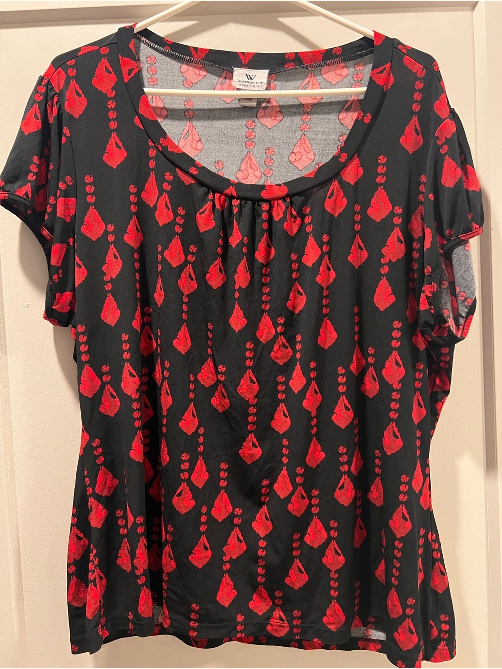 Worthington Red & Black Printed Short Sleeve Blouse – Women’s